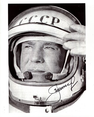 Lot 1136 - LEONOV ALEXEI: (1934-2019)