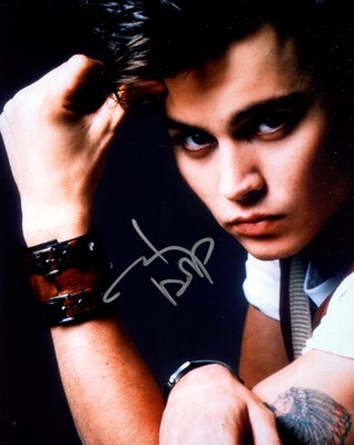 Lot 385 - DEPP JOHNNY: (1963- )