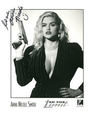 Lot 42 - SMITH ANNA NICOLE: (1967-2007)