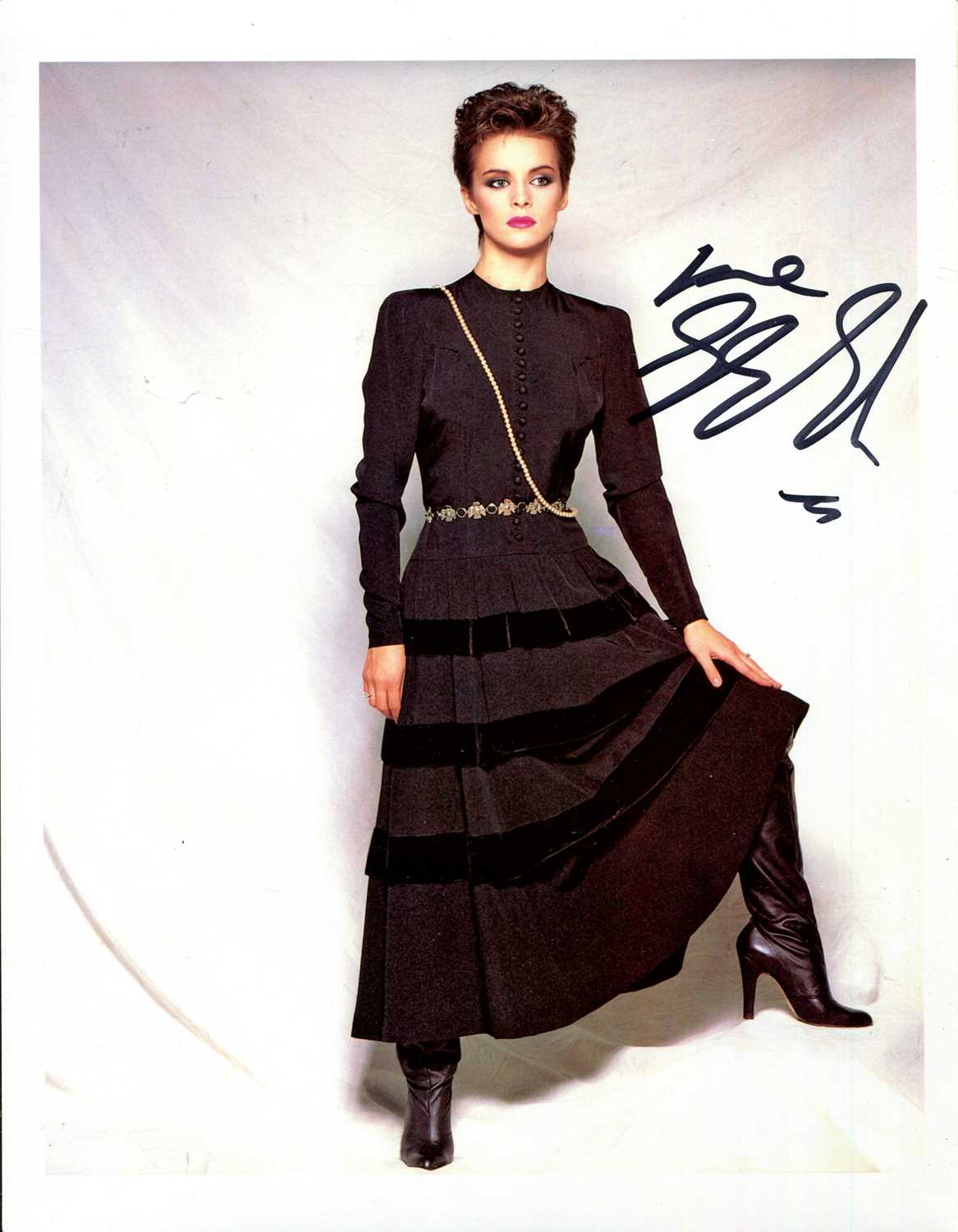 Lot 75 - EASTON SHEENA: (1959