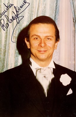 Lot 226 - FRENCH ACTORS: (x18)