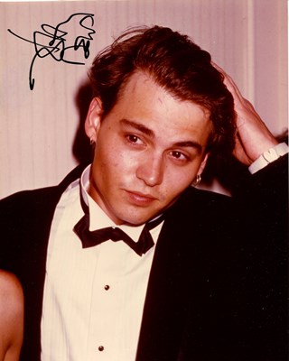 Lot 386 - DEPP JOHNNY: (1963- )