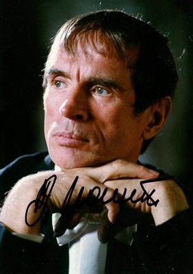 Lot 796 - NUREYEV RUDOLF: (1938-1993)