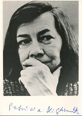 Lot 188 - FEMALE WRITERS: (x8)