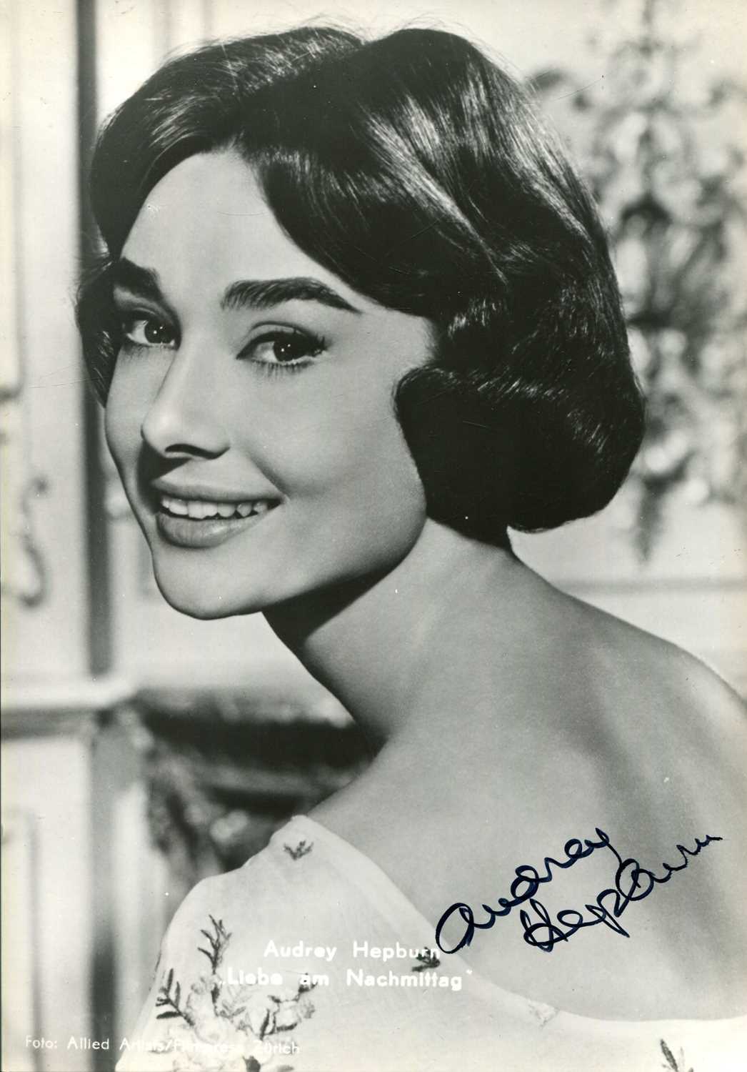 Lot 21 - HEPBURN AUDREY: (1929-1993)