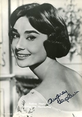 Lot 21 - HEPBURN AUDREY: (1929-1993)