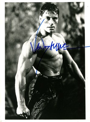 Lot 700 - VAN DAMME JEAN-CLAUDE: (1960- )