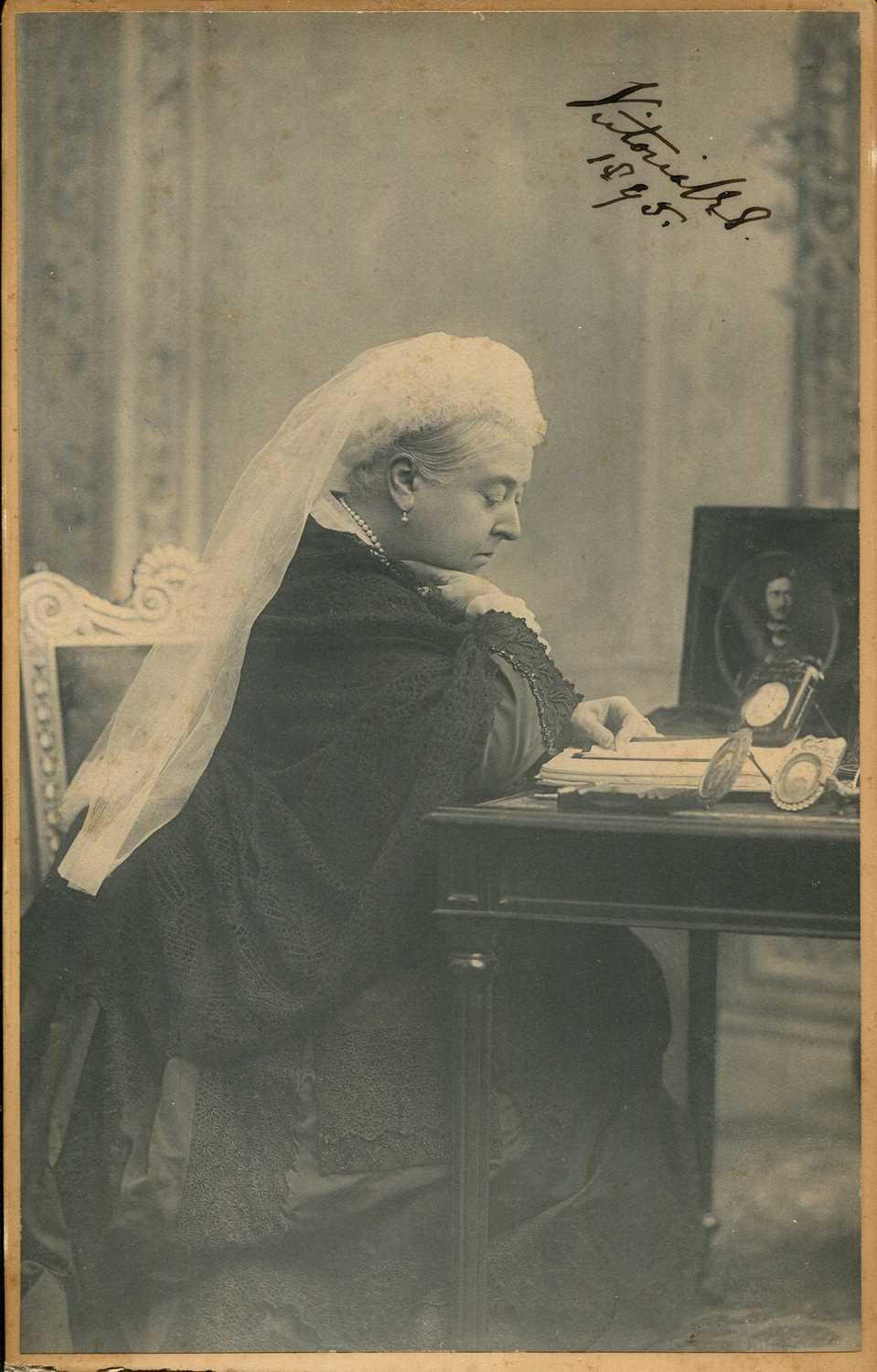 Lot 1221 - VICTORIA: (1819-1901)
