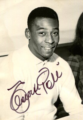 Lot 211 - PELÉ: (1940-2022)