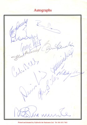 Lot 10 - MANCHESTER UNITED F.C.