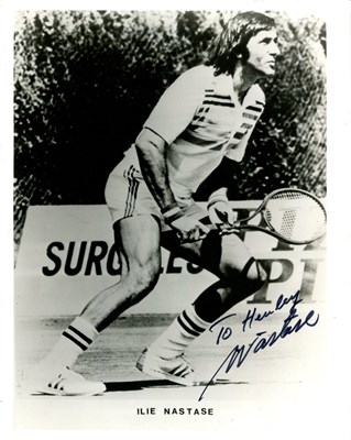 Lot 13 - TENNIS